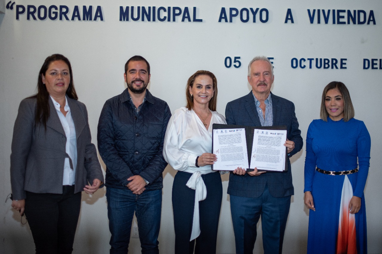 Municipio de El Marqués y el IVEQ, firman convenio de “Programa Municipal Apoyo a Vivienda Digna”