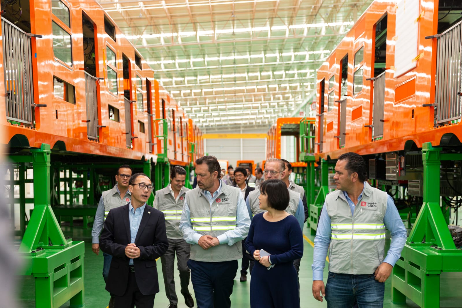 Visita Gobernador planta de ensamble de vagones CRRC