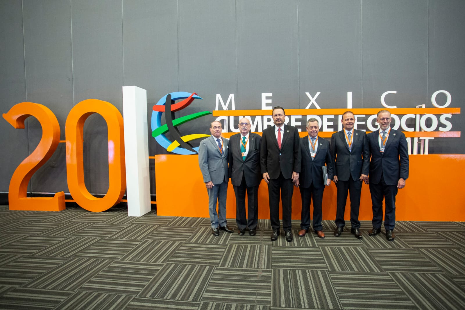 Inauguró Gobernador la 20° edición de la México Cumbre de Negocios