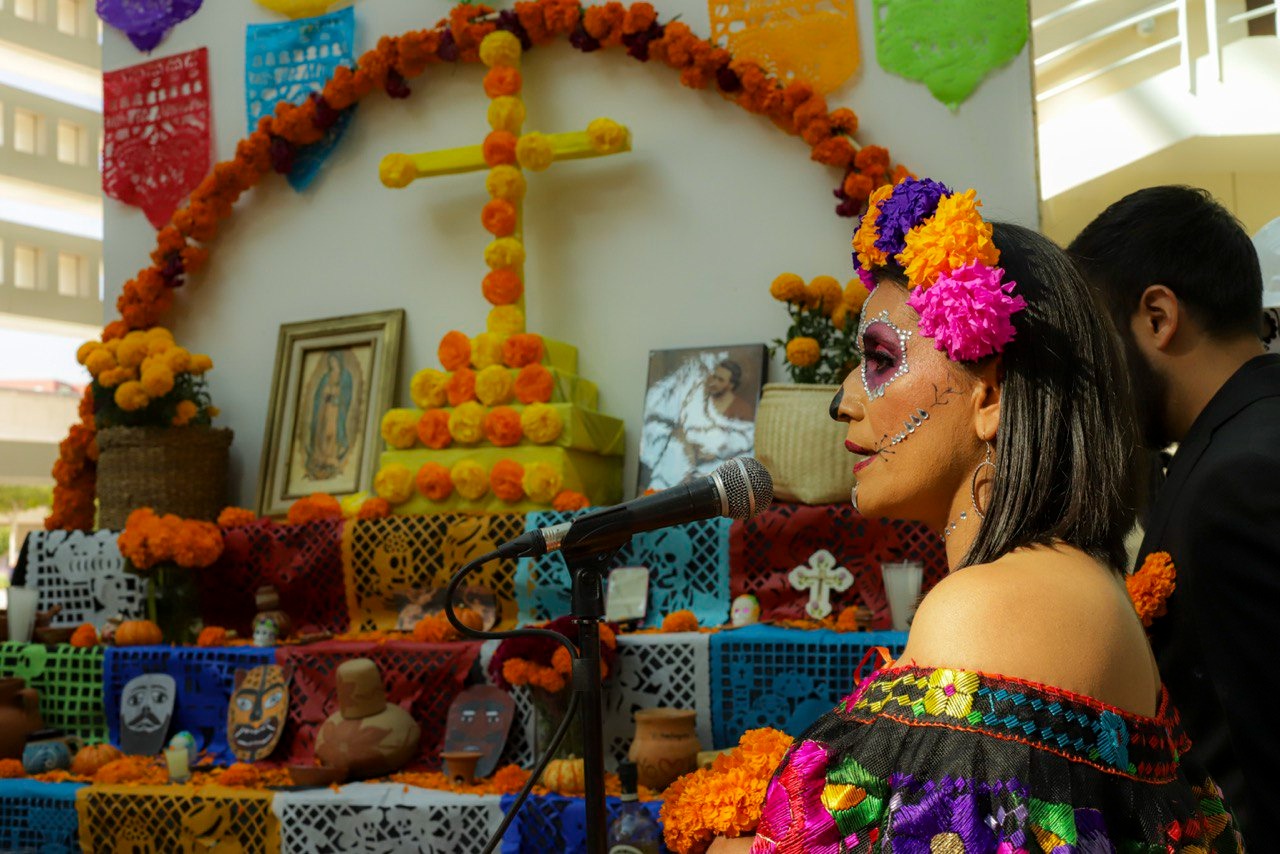 <em>Con Altares de Día de Muertos, se preservan las tradiciones en el Centro Cívico</em>