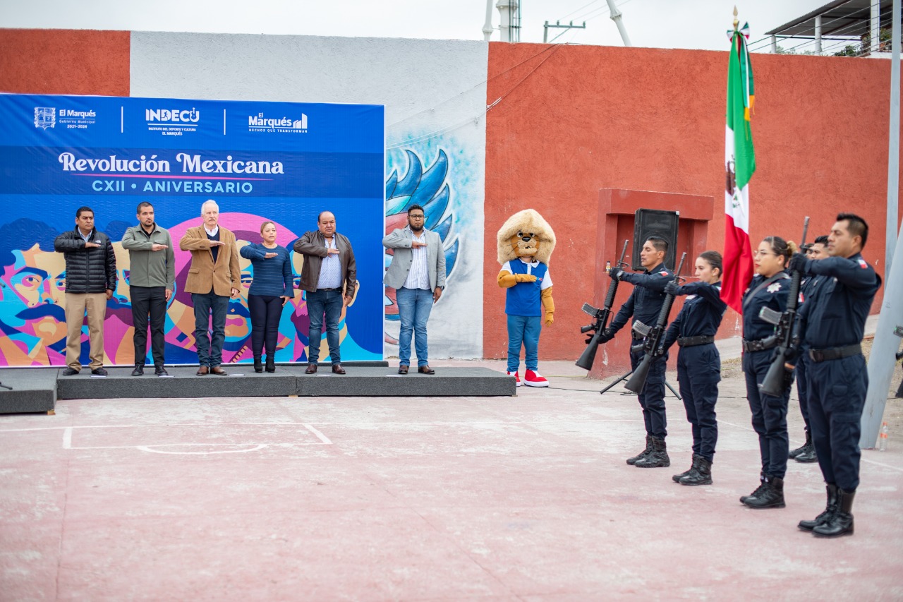 Municipio de El Marqués lleva a cabo desfile por el CXII Aniversario de la Revolución Mexicana