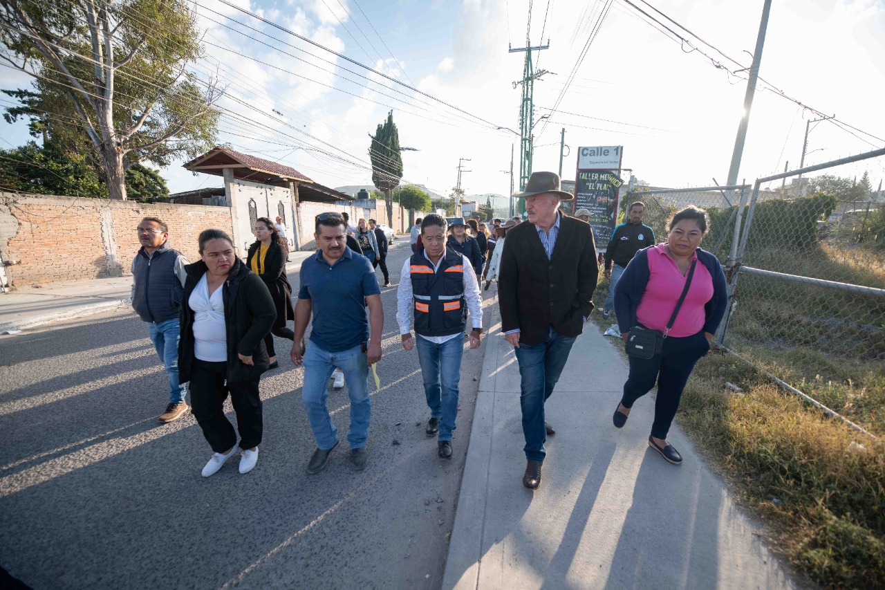 Más obras para vecinos de El Marqués Obra pluvial y de servicios básicos, por más de 22 millones de pesos