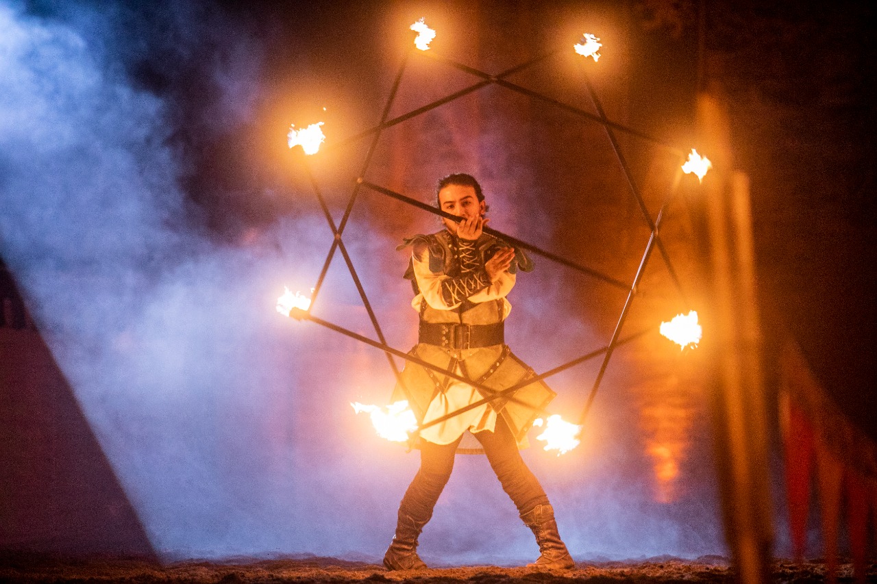 TODO UN ÉXITO DEL SHOW MEDIEVAL EN LA FERIA GANADERA