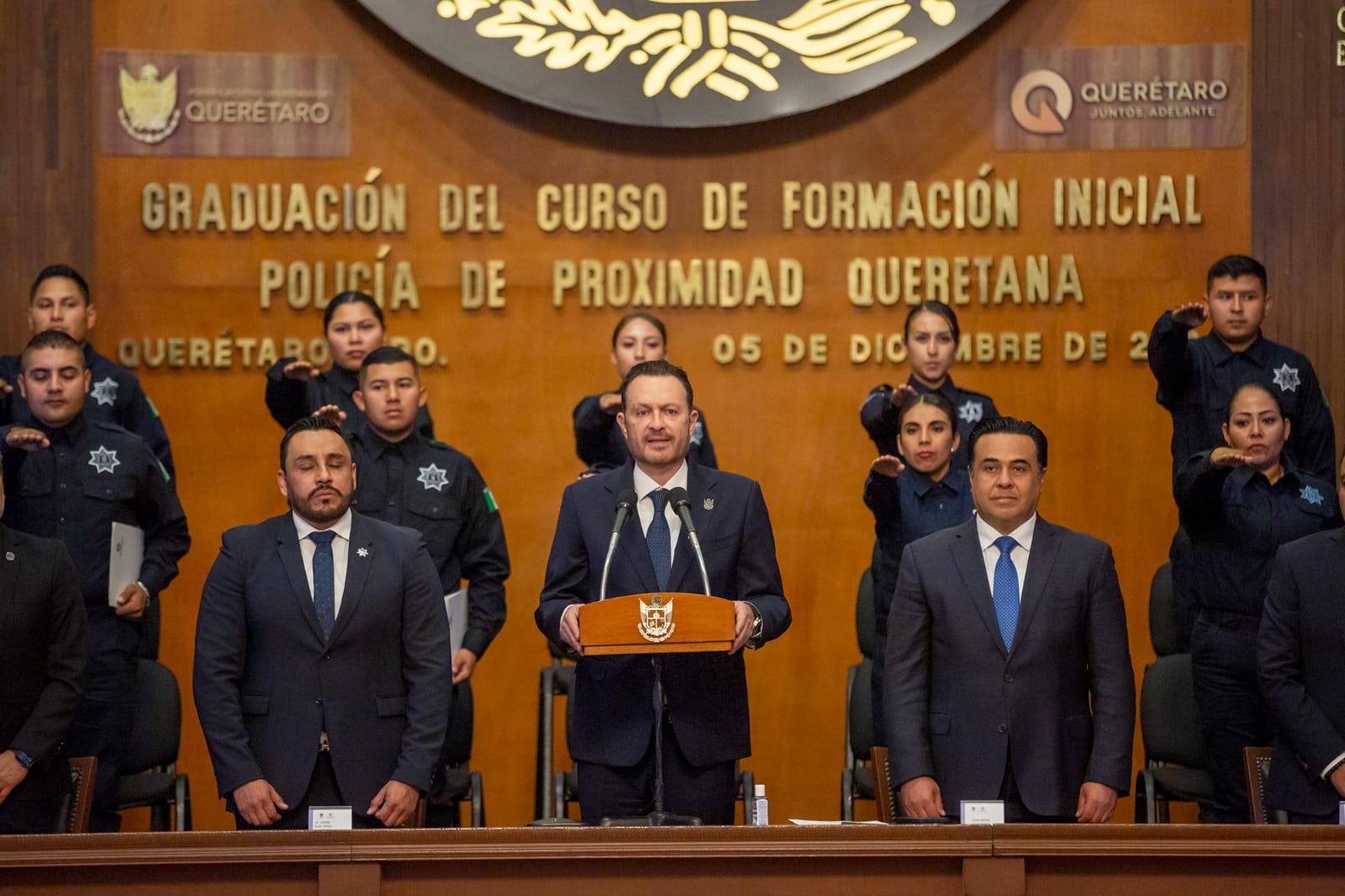 Preside Mauricio Kuri ceremonia de graduación de nuevos policías de proximidad.