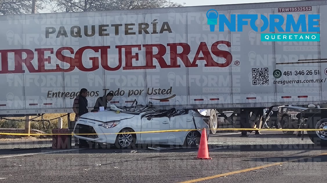 Muere tras estrellarse contra un tráiler en la Libre a Celaya