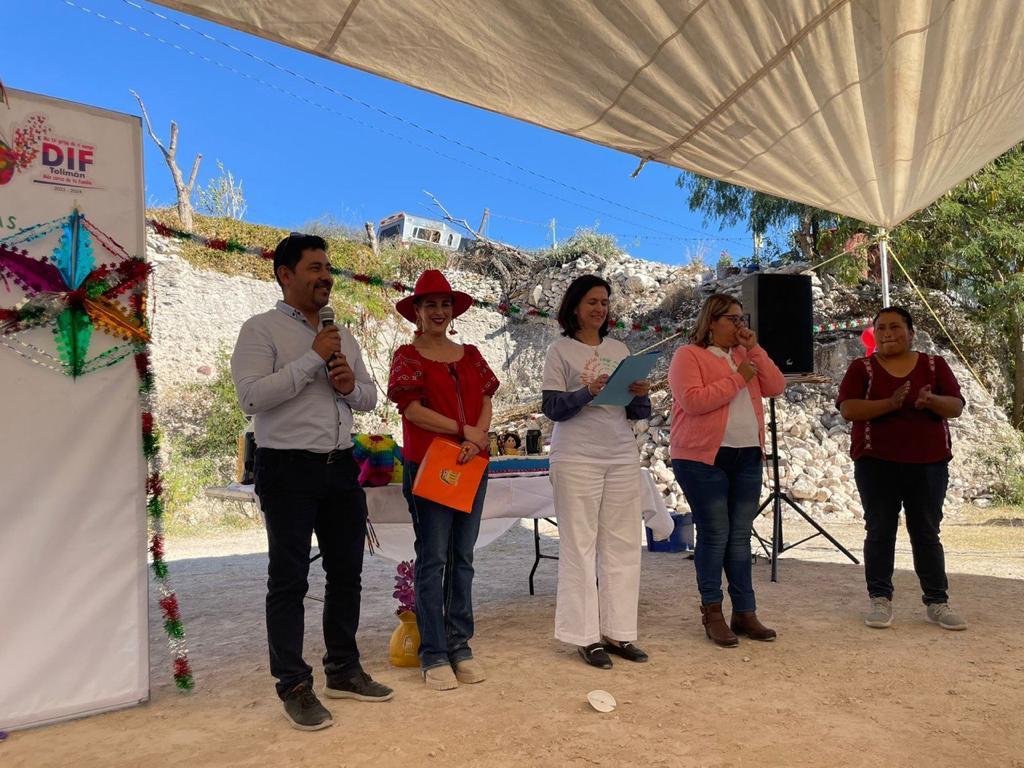 Encabeza titular de SECULT fiesta de Navidad de la Fundación Takotsi.