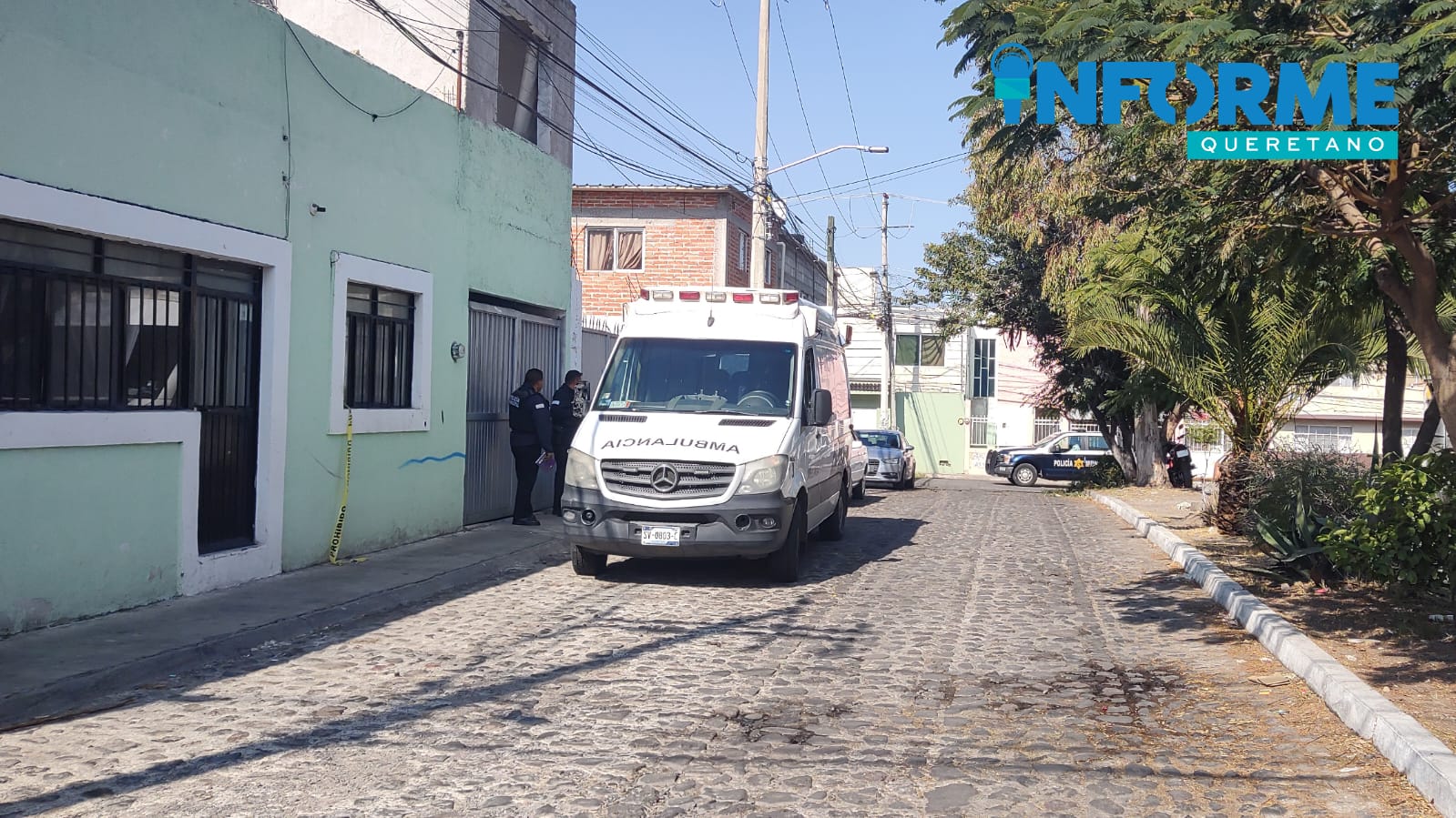 Sufre caída al evitar tocar cables de corriente eléctrica en la Lázaro Cárdenas