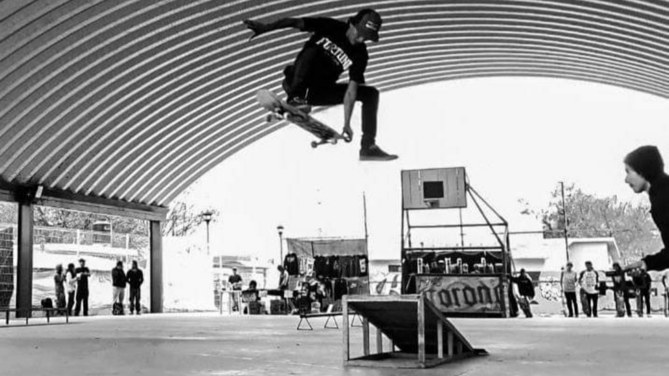 Cristhian Omar Arreola “El Kikis” uno de los mejores Skaters a sus 40 años de edad