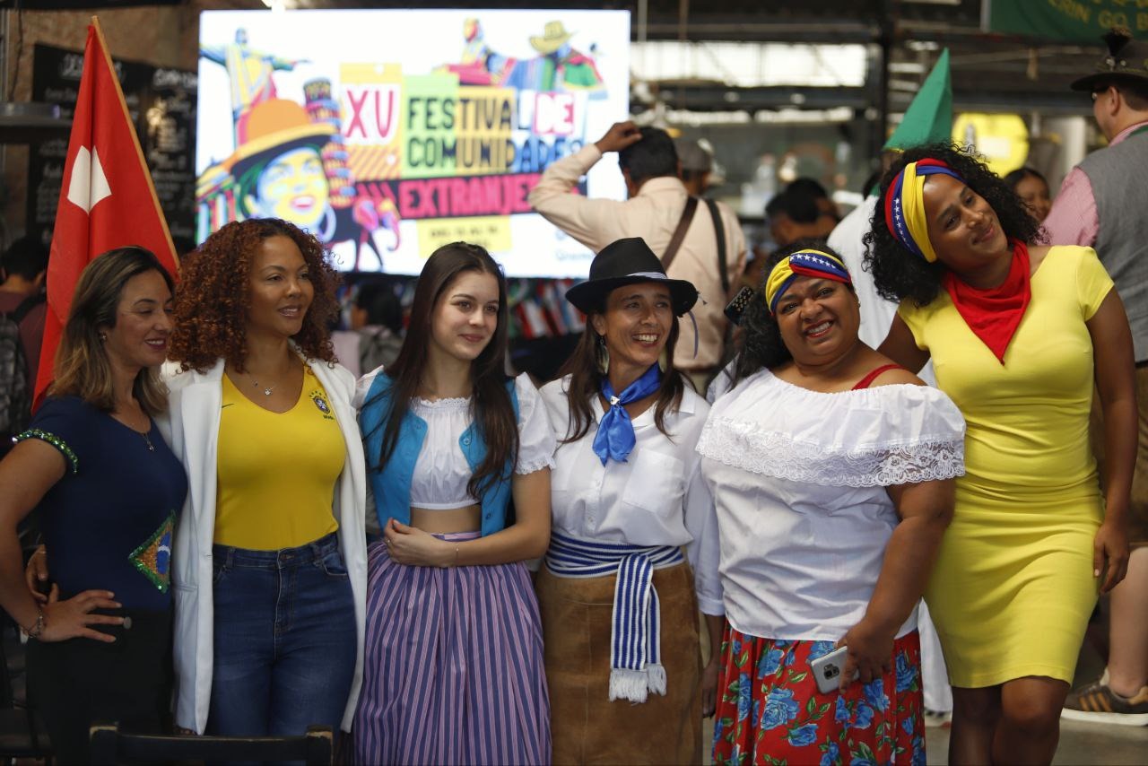 <em>57 países en el XV Festival de Comunidades Extranjeras del Municipio de Querétaro</em>