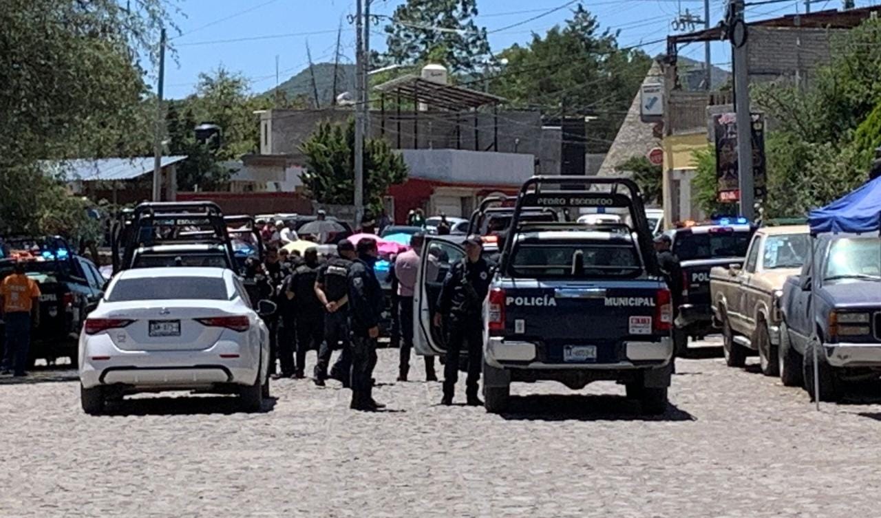 Once personas detenidas tres con orden de aprehensión y 8 más por agresiones a policías