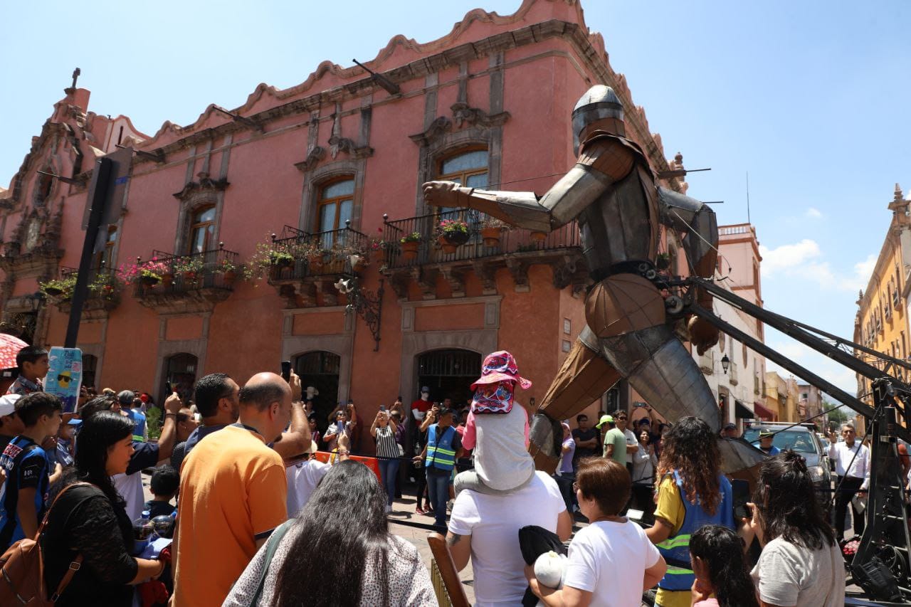 Con el Festival Experimental, “Aquiles” continúa conquistando el Centro Histórico de Querétaro