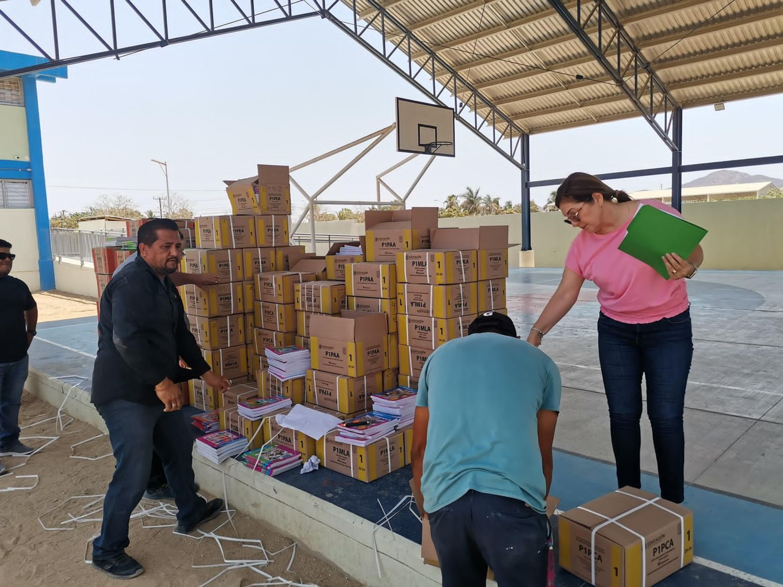 Libros de texto gratuito llegarían en la primera semana de clases