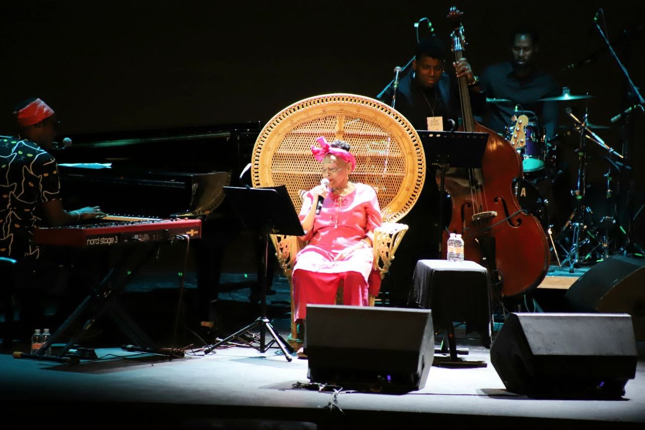 <em>Éxito de Omara Portuondo en el Festival 492 Aniversario Santiago de Querétaro, EC(H)O</em>