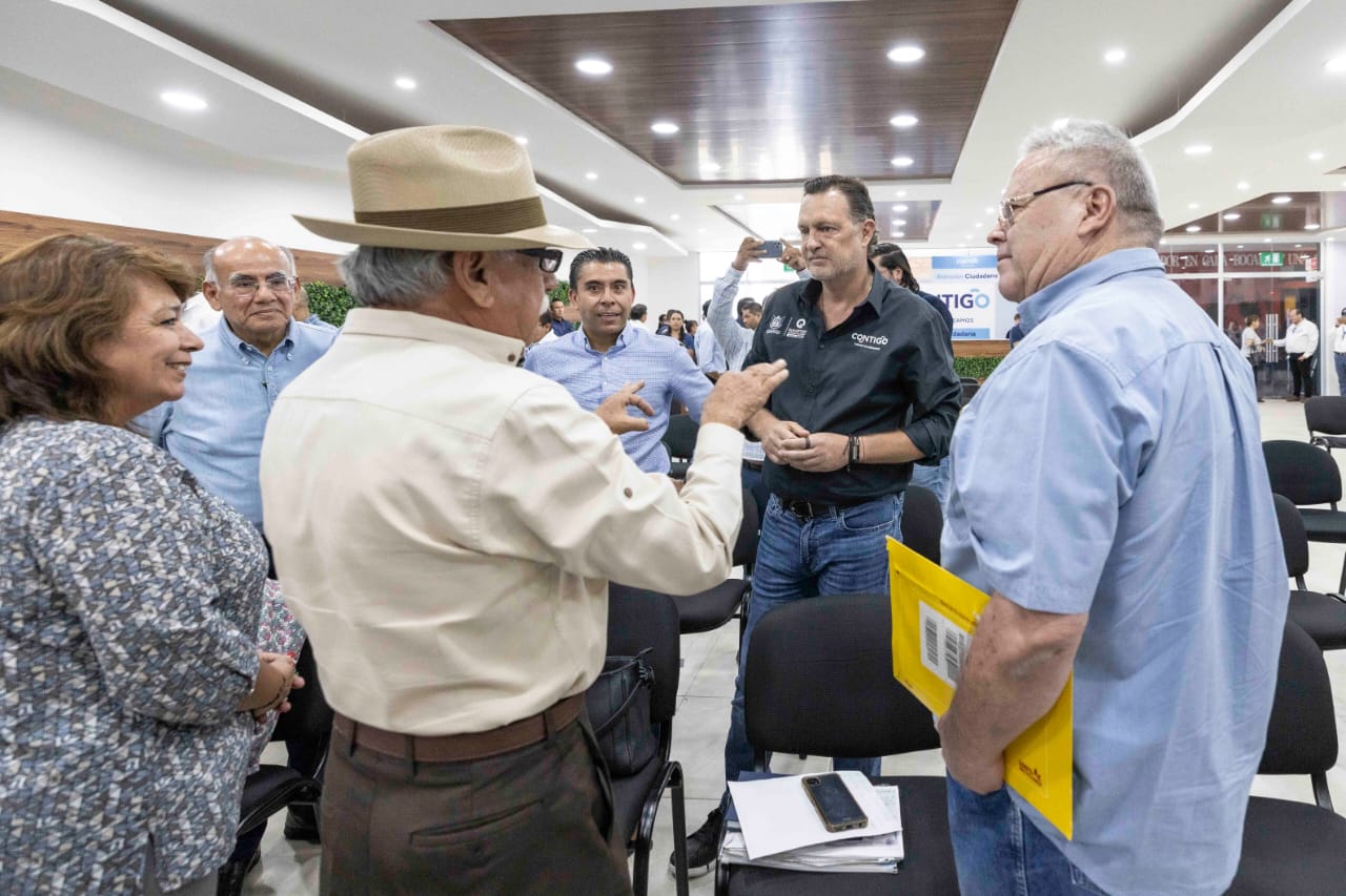 Visita Gobernador el Centro Estatal de Atención Ciudadana en Corregidora