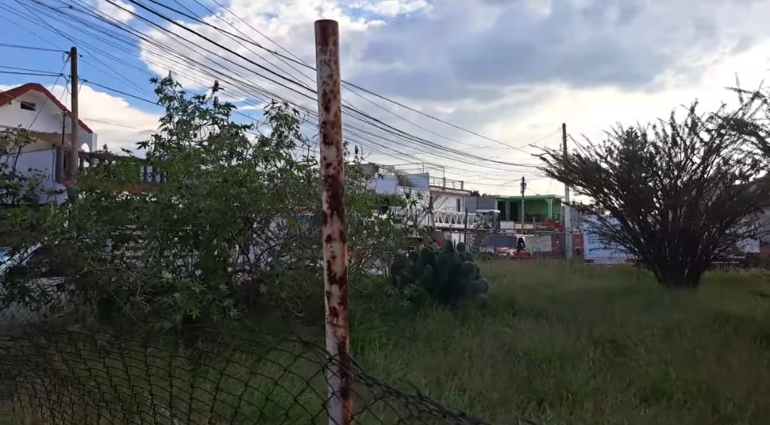 Muere albañil aplastado por una escalera de concreto en un domicilio de Desarrollo San Pablo