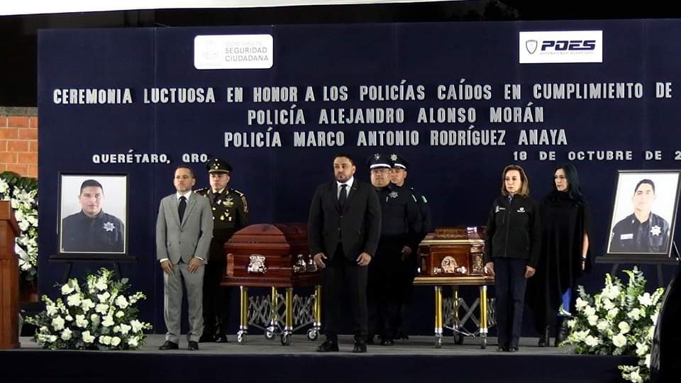 Realizan último pase de lista a los dos policías estatales caídos en cumplimiento del deber