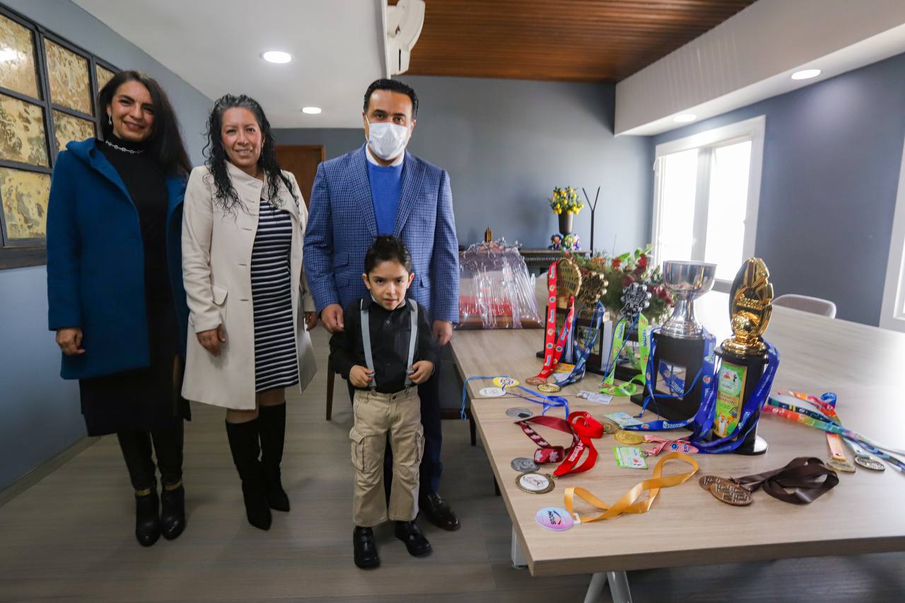 Descubre a Sebastián Moreno Ballesteros, Niño Genio de Querétaro