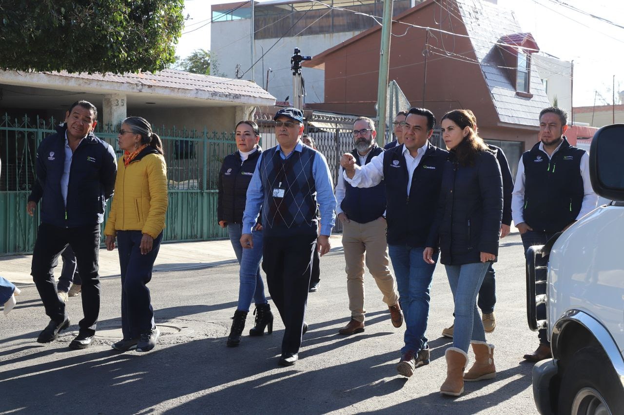 Supervisa Luis Nava acciones de mejora en la colonia Las Plazas