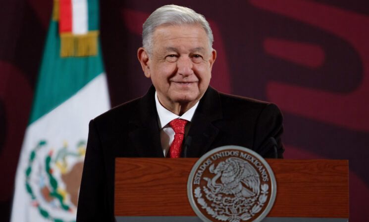 Para mayo, propuesta para proyecto de tren de pasajeros México-Querétaro: AMLO