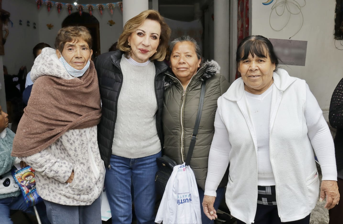  No podemos tener una vida digna sin acceso a la salud: Lupita Murguía ·       