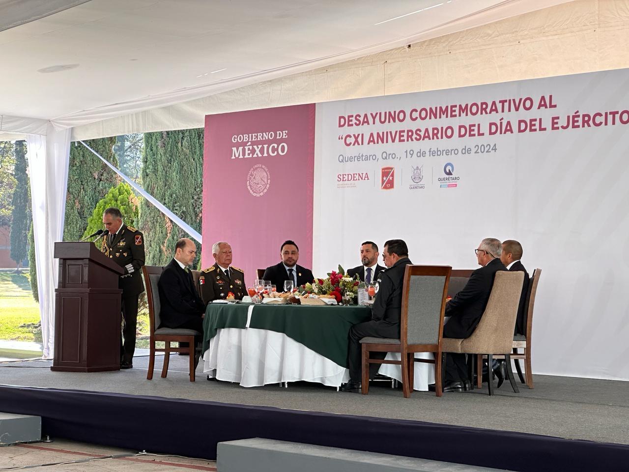 Celebra Ejército Mexicano 111 Aniversario