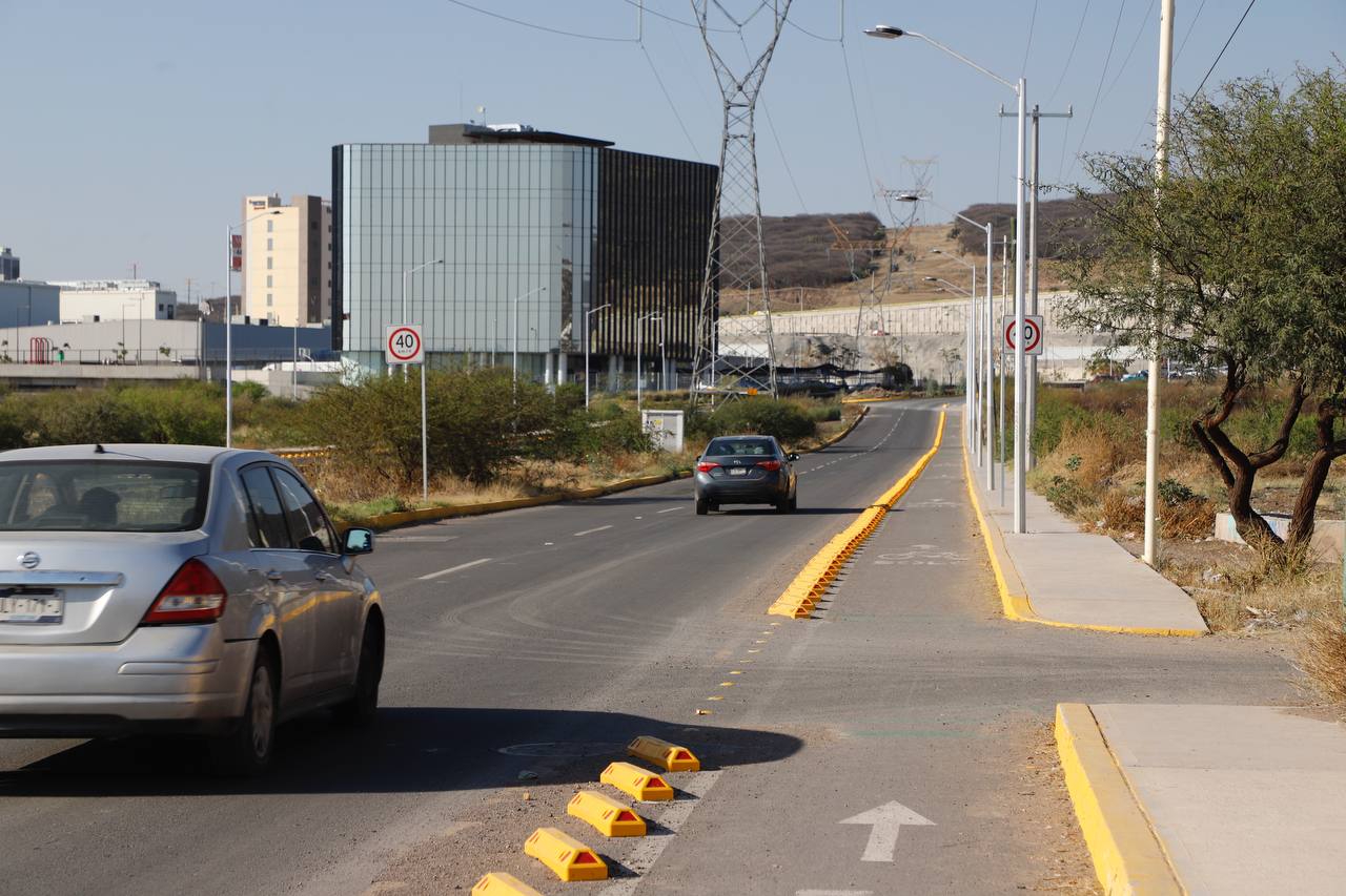 Supervisa Luis Nava conexiones de Palma CYCA y la prolongación de Bernardo Quintana, con el Anillo Vial Junípero Serra