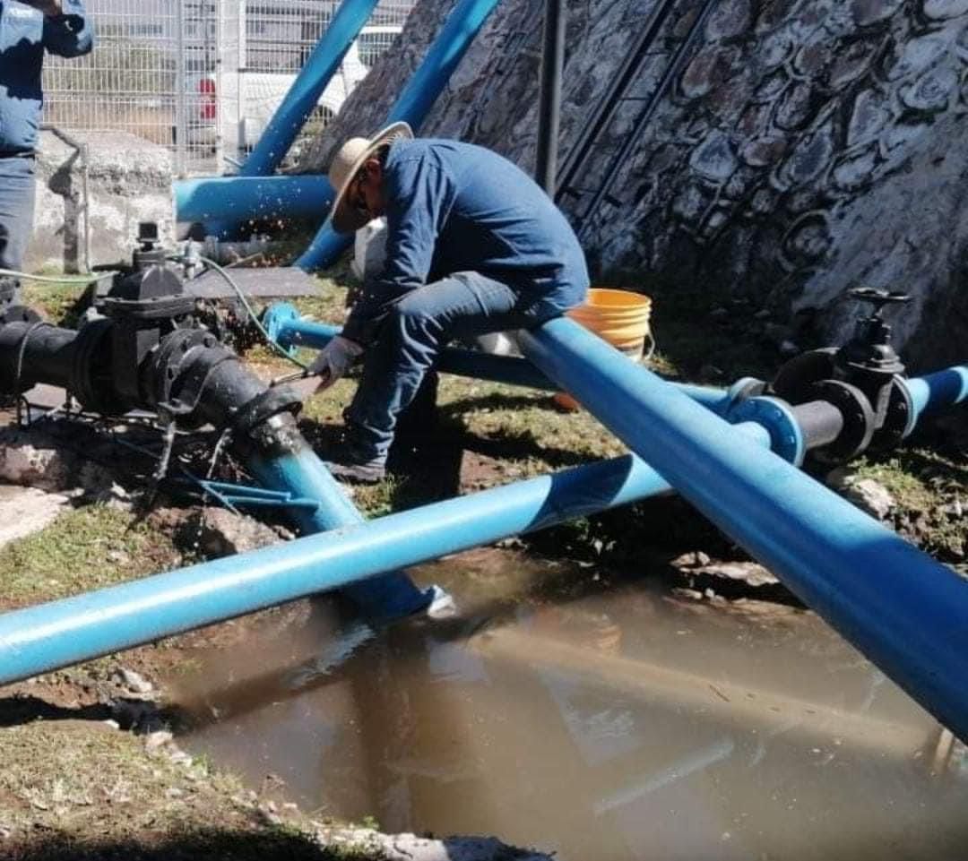 La Comisión Estatal del Agua (CEA) ya tandea el servicio de agua potable en al menos 12 de los 18 municipios del estado de Querétaro.
