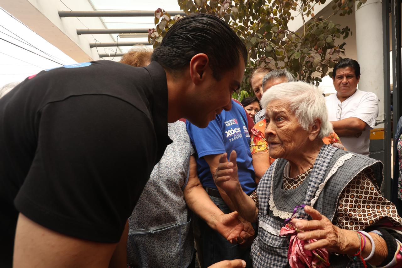 Dos nuevas Casas del Adulto Mayor, propone Felifer Macías