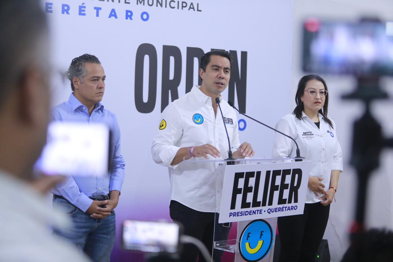 Anuncia Felifer implementación de transporte comunitario