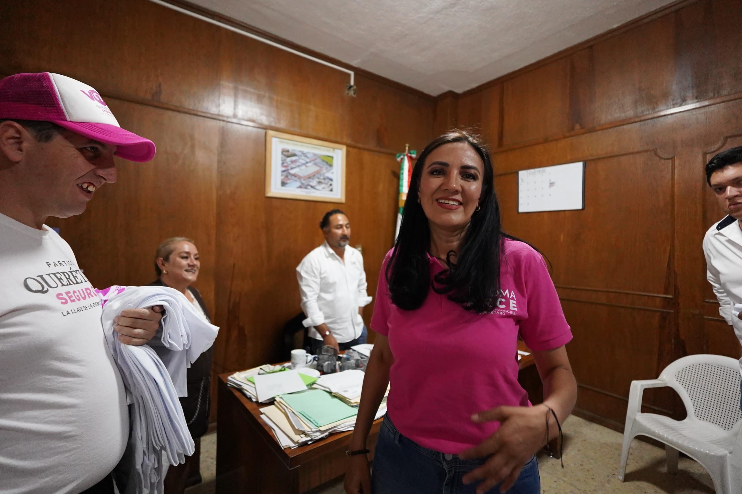 Comerciantes de La Cruz escucharon a Paloma