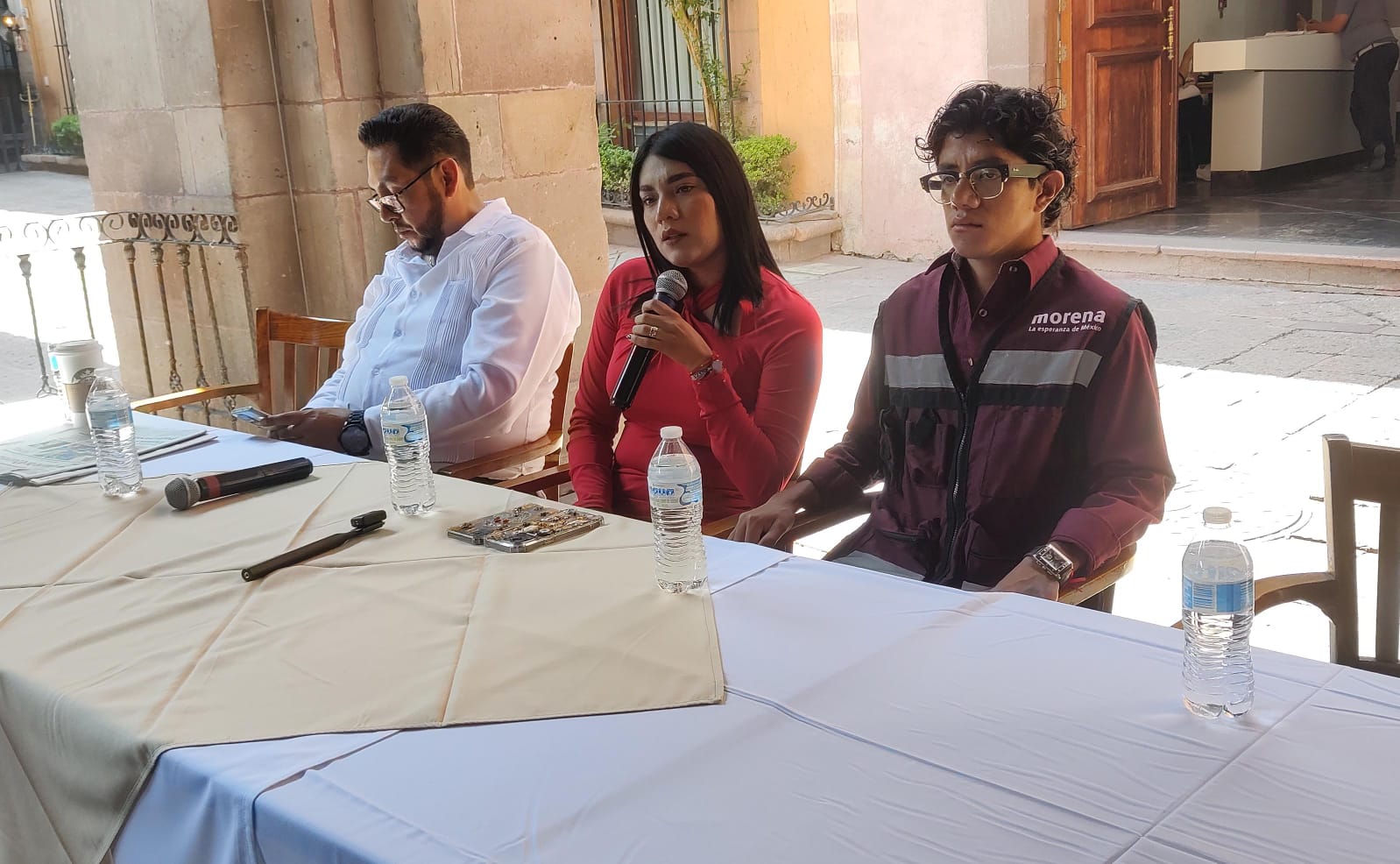 Alejandra Pérez exhorta a día electoral pacífico