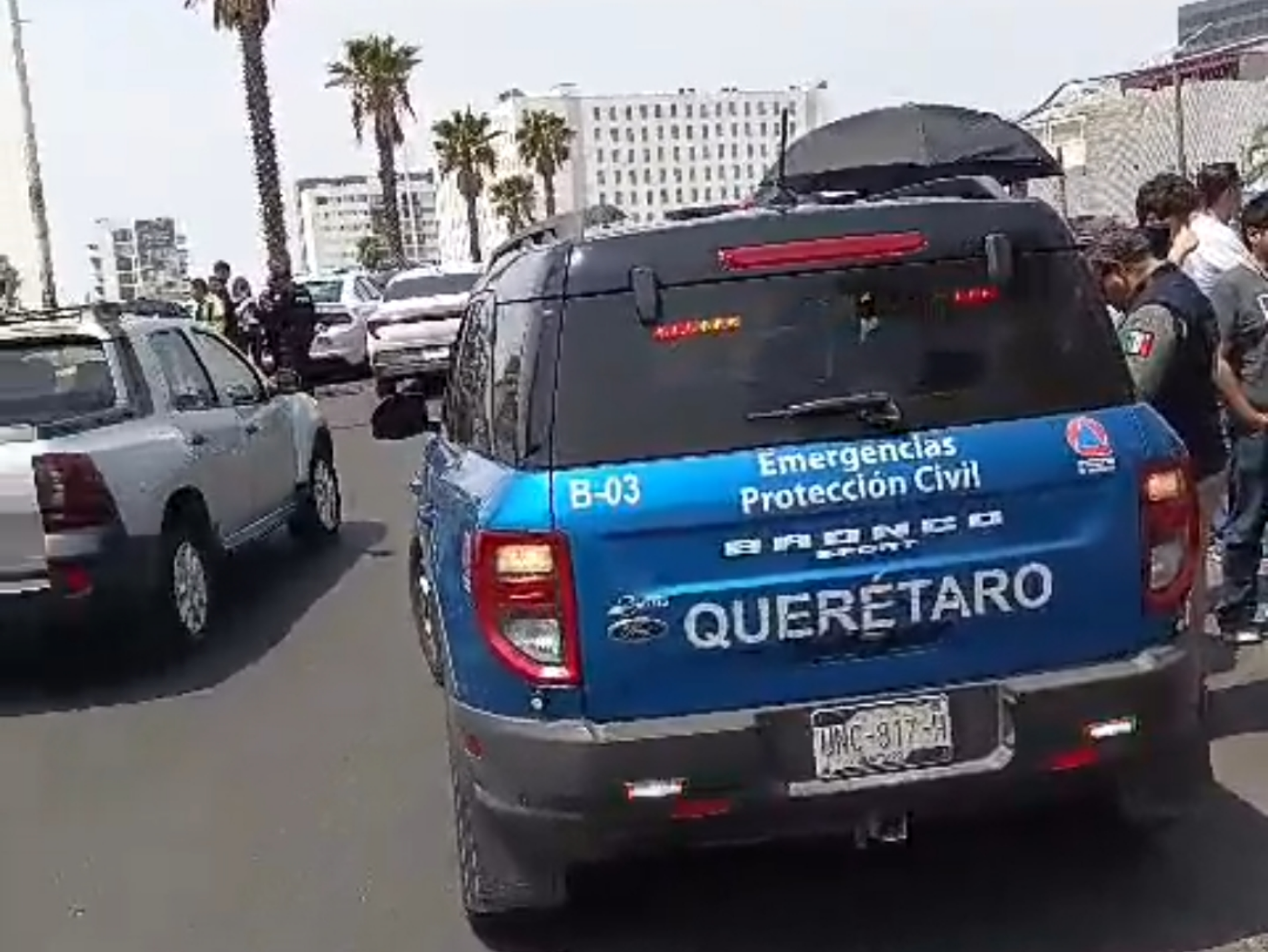 Se desmaya una menor en la fila para votar en la casilla de Santa Fé, Juriquilla