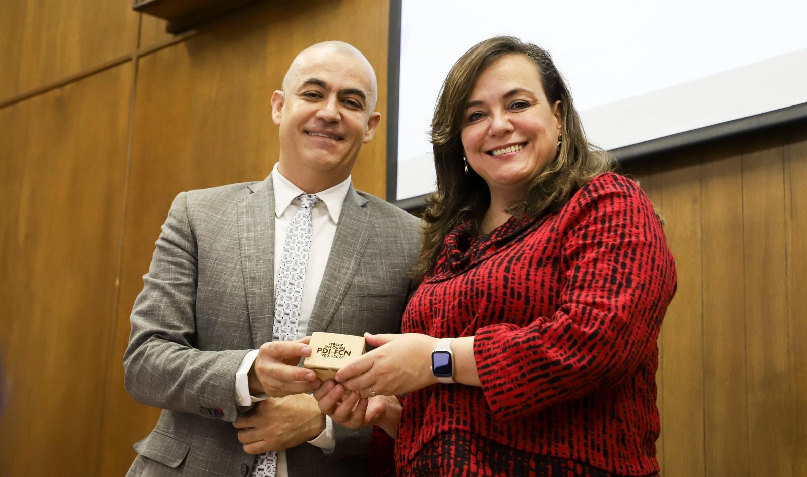 Presenta Ciencias Naturales UAQ Informe de Trabajo