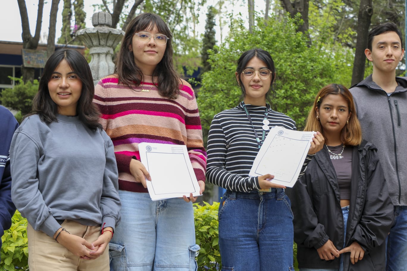 Conquista Bachilleres UAQ 16 preseas En Olimpiada Mexicana de Matemáticas