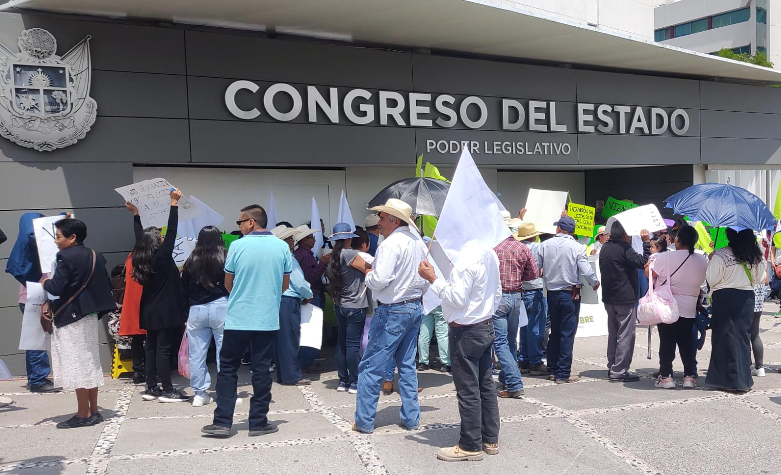 POBLADORES DE VIZARRÓN EXIGEN QUE SE LES RECONOZCA CÓMO MUNICIPIO.