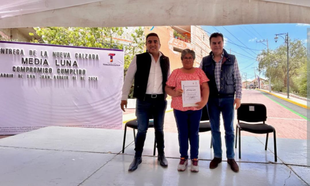 ENTREGA TOÑO MEJÍA REHABILITACIÓN INTEGRAL DE CALZADA MEDIA LUNA