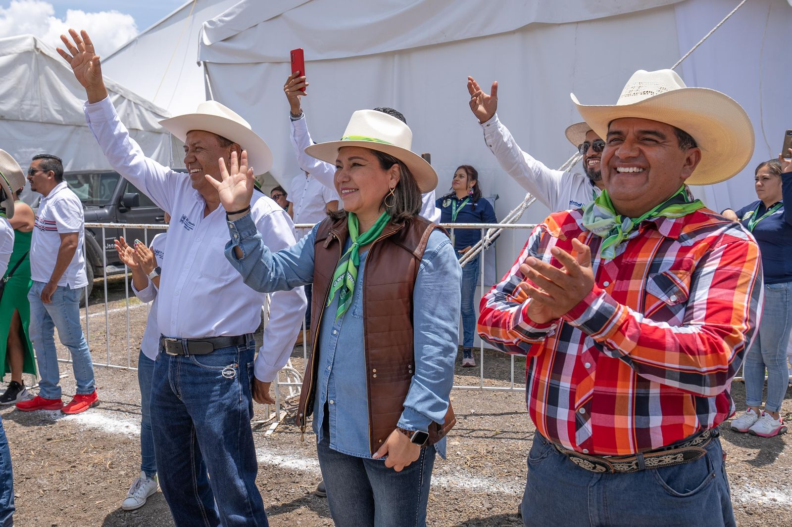 Claudia Martínez clausura con éxito “Expo Campo El Marqués 2024”