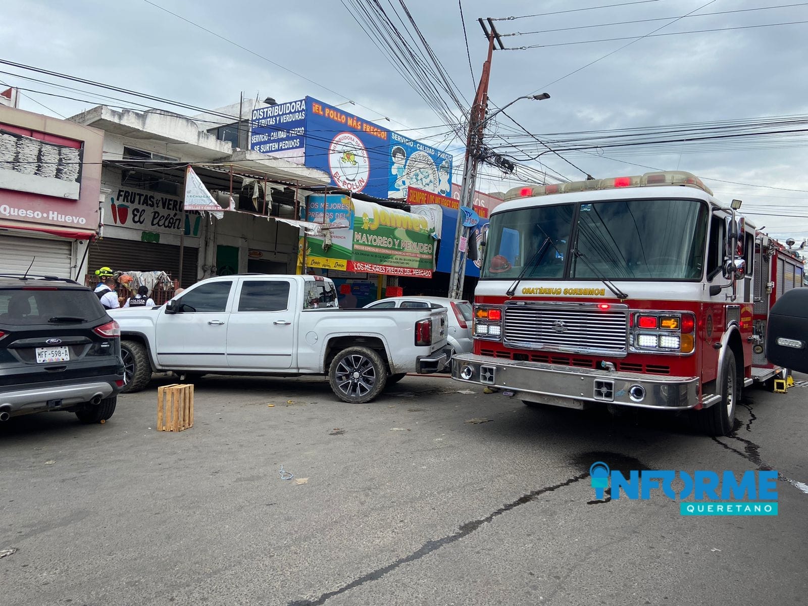 Explosión en Dren Pluvial Provoca Incendio en Colinas del Cimatario