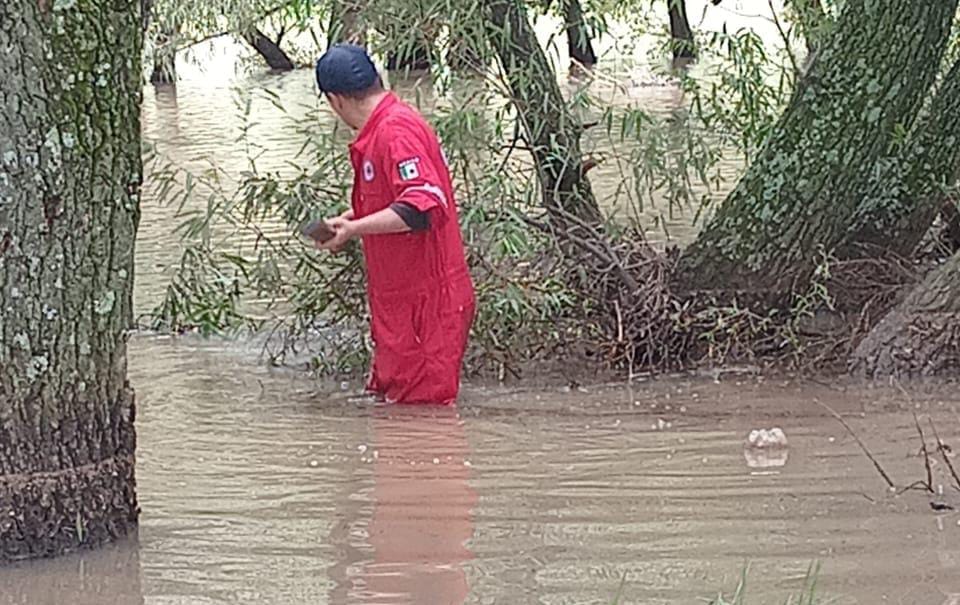 Buscan a menor que cayó a un arroyo en La Cañada del Varal, Municipio de Amealco