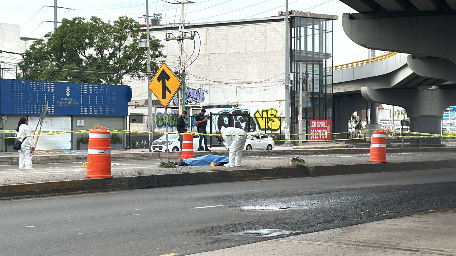 Muere al caer de su motocicleta en Paseo Constituyentes