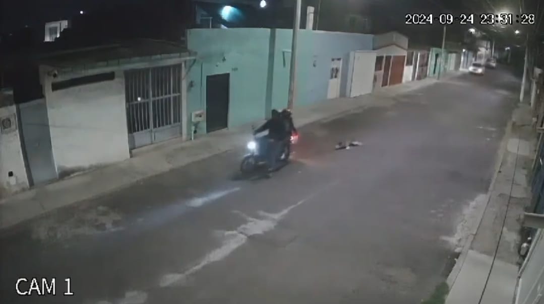 Captan en video nuevo caso de maltrato animal, ahora en la colonia Satélite