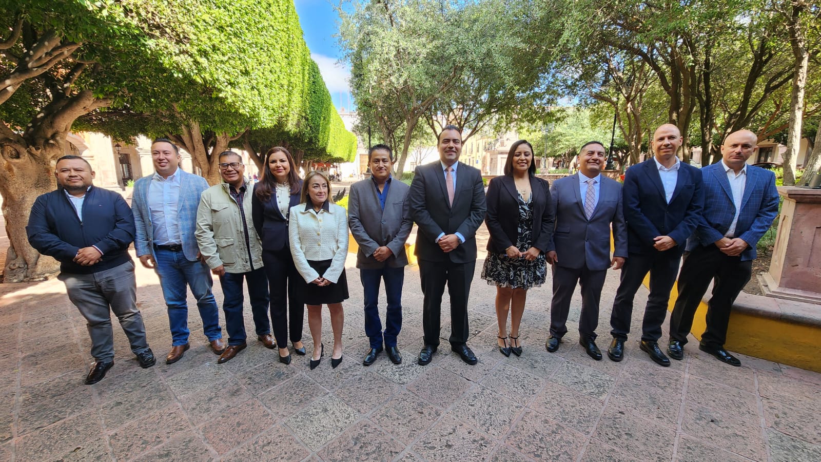 Gaspar Trueba Alcalde electo de Colón presentó a su gabinete