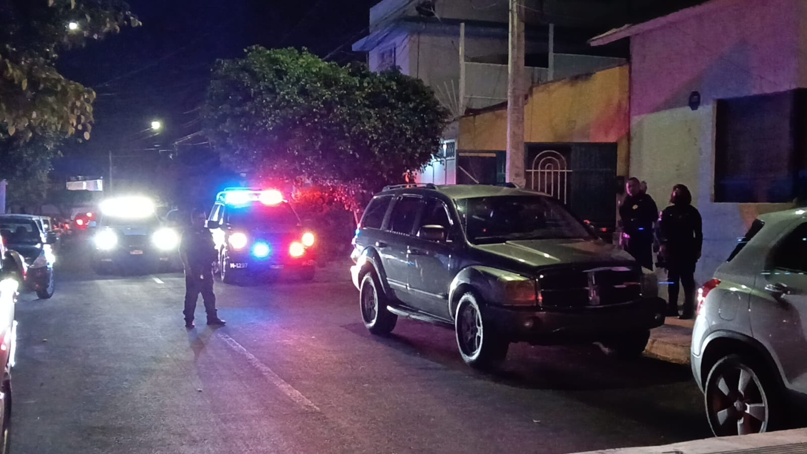 Aseguran camioneta en Lázaro Cárdenas tras robo y persecución