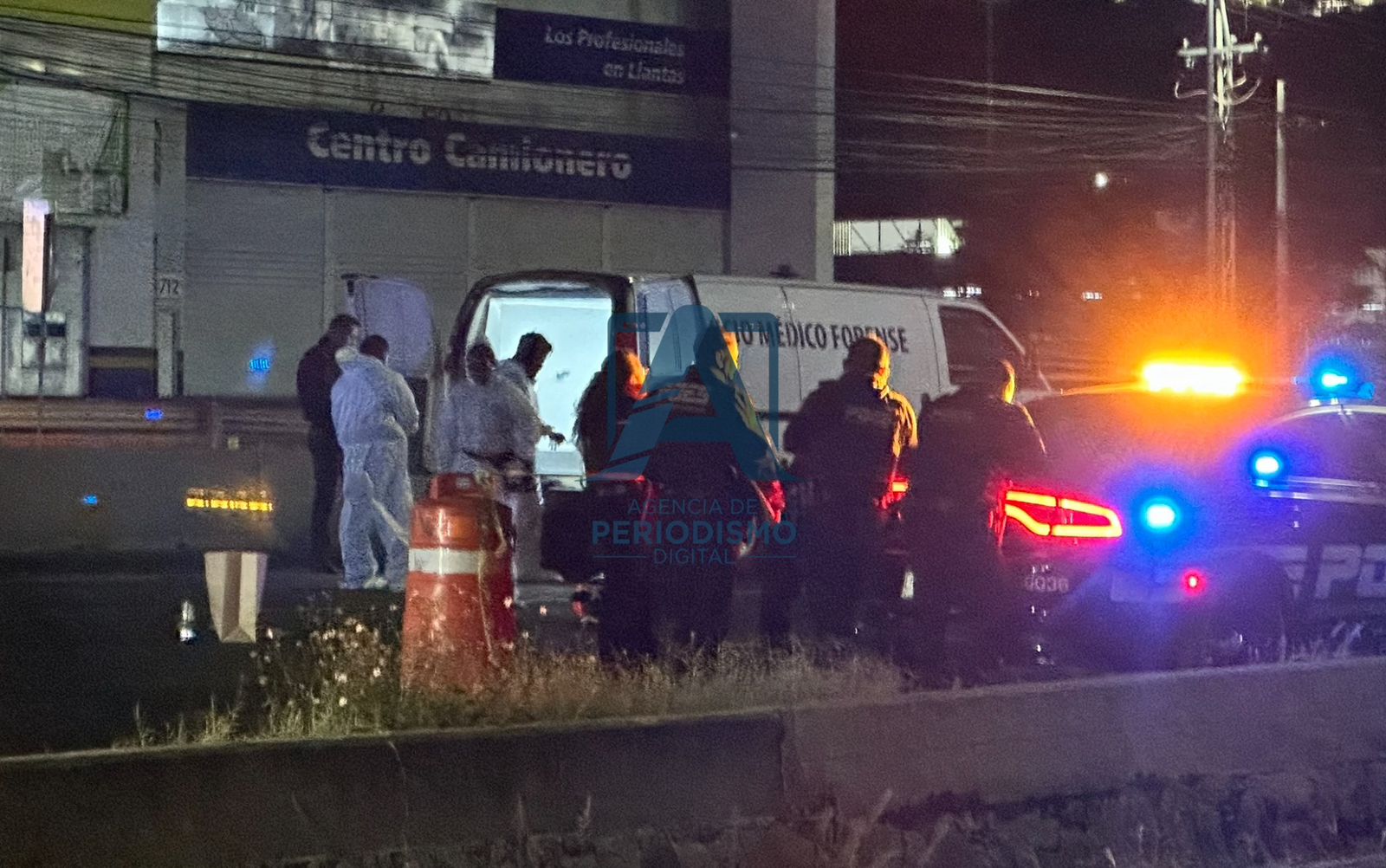 Mujer muere atropellada a metros del puente peatonal del corporativo Santander