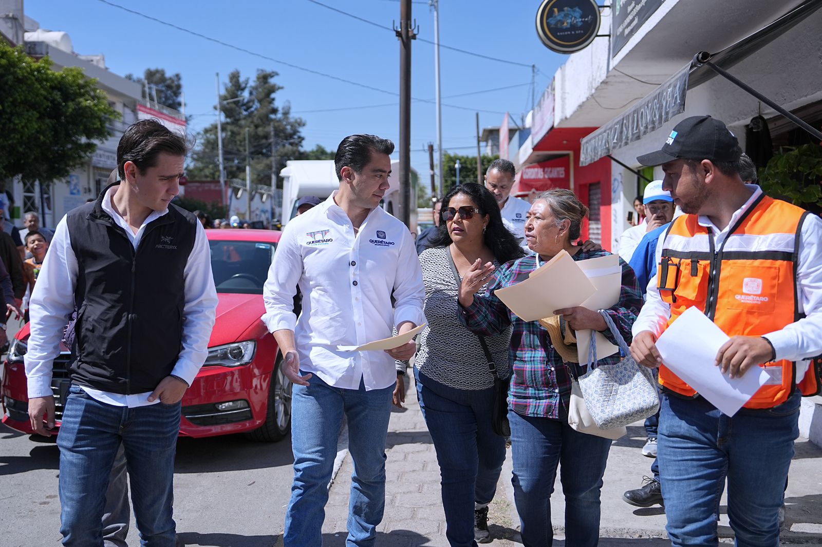 Anuncia Felifer Macías mega consulta en Lomas de Casa Blanca