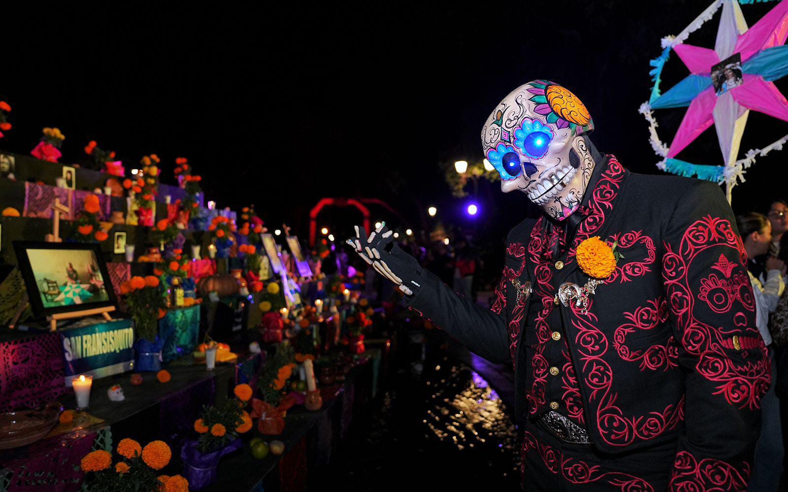 Inaugura Felifer Macías el Festival de Día de Muertos 2024