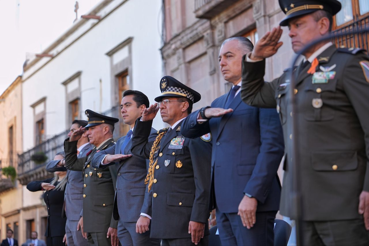 Somos un mismo equipo unidos por la paz y tranquilidad de las familias queretanas: Felifer Macías