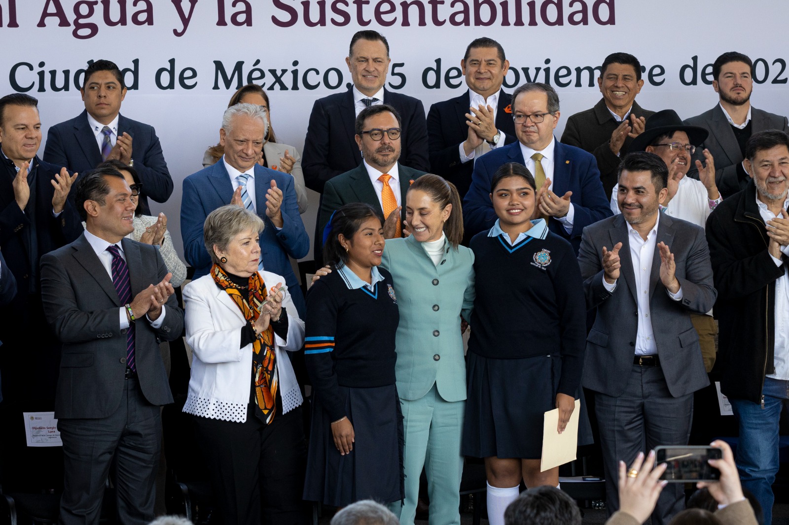 Suscribe Mauricio Kuri el Acuerdo Nacional por el Derecho Humano al Agua y la Sustentabilidad