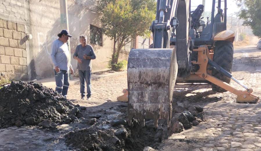 Municipio de Querétaro atiende denuncia de vecinos de El Salitre