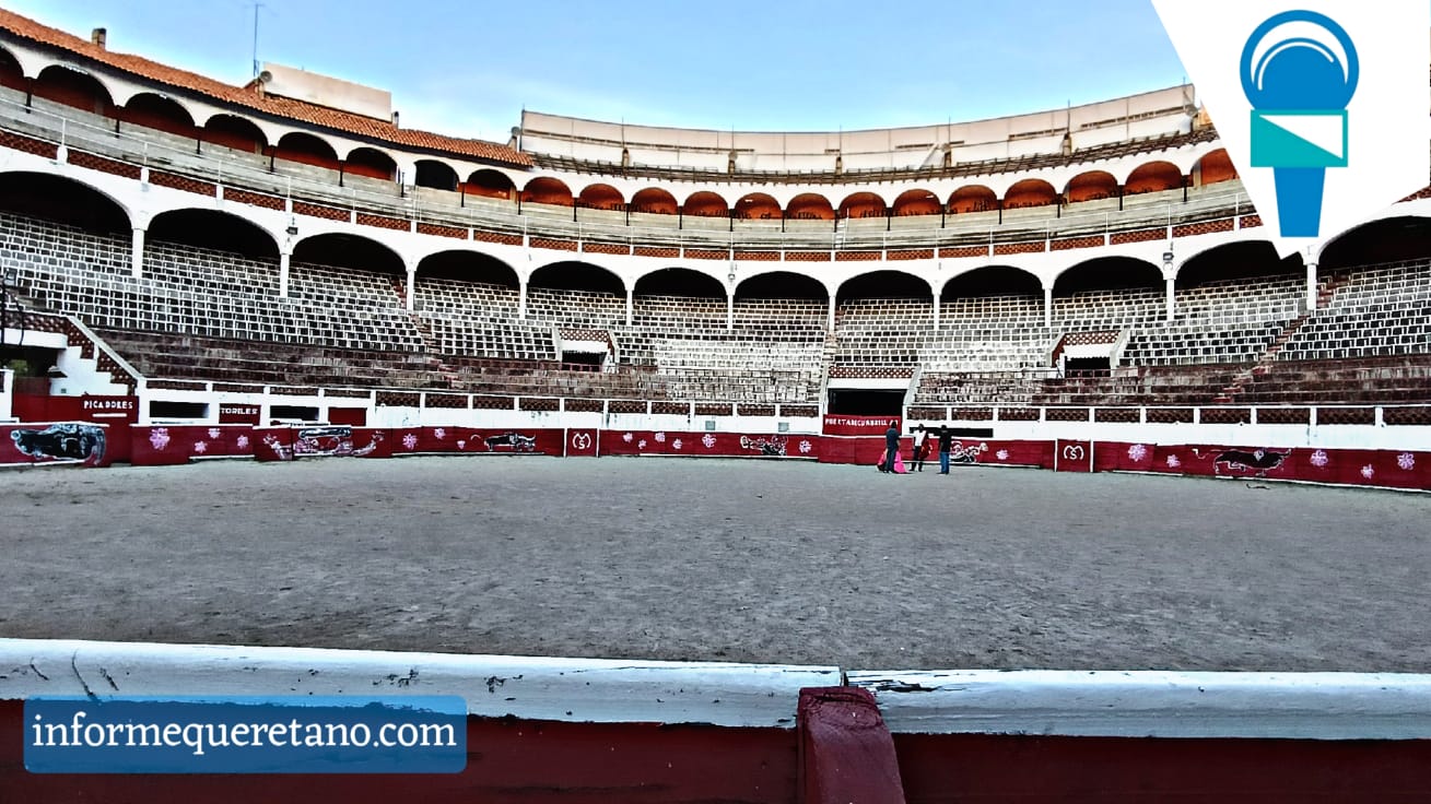 Reconoce Felifer que buscarán preservación de Plaza de Toros como monumento cultural